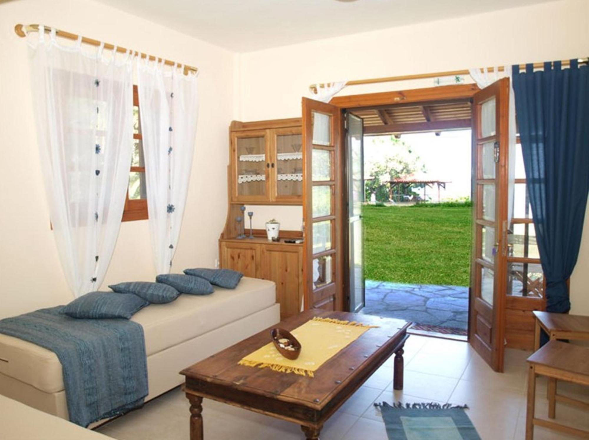 Filippos Resort By The Sea Vurvurú Kültér fotó